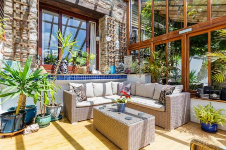 A33 - Lower Frogmore