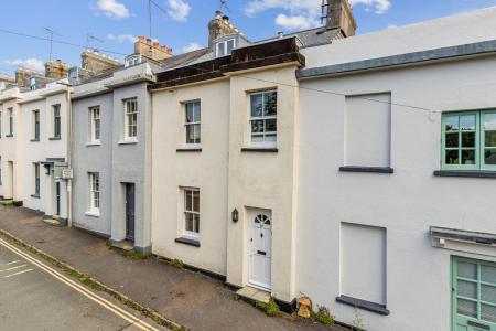 A02 - 9a Seymour Pla