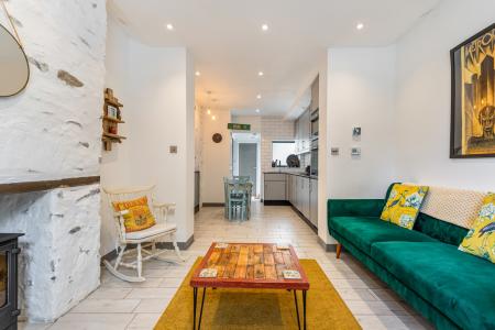 A07 - 9a Seymour Pla