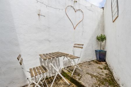 A05 - 9a Seymour Pla