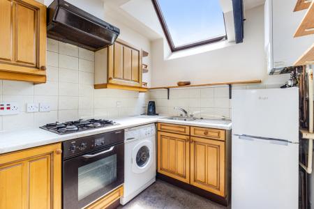 A06 - 5 Brookes Barn