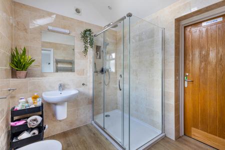 A18 - 1 Crokers Way,