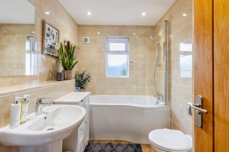 A19 - 1 Crokers Way,