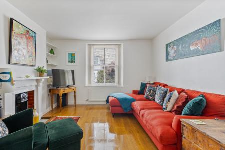 A06 - 3 Somerset Pla