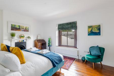 A11 - 3 Somerset Pla