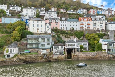 Gullsway Boathouse