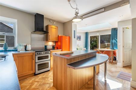 Kitchen/Dining Room