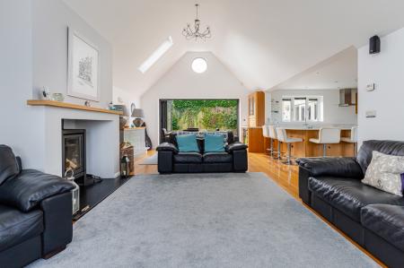 15 Open Plan To Back