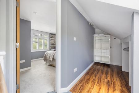 15 Dressing Room 180