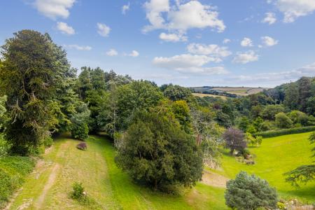 A04 - 4 Sheplegh Cou