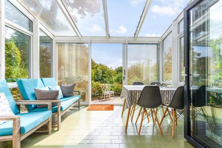 A18 - Flat 3 Whitela