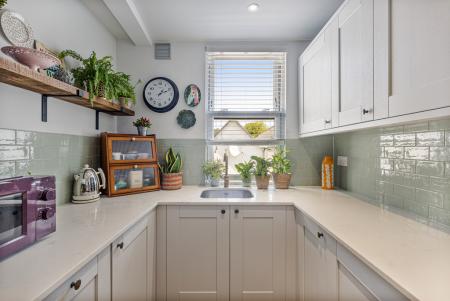 A08 - Apartment 2 10