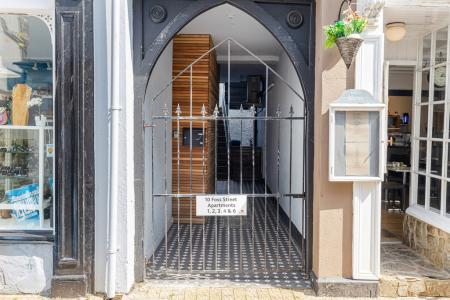 A03 - Apartment 2 10