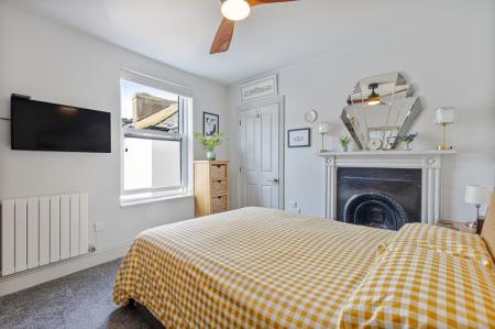 A10 - Apartment 2 10