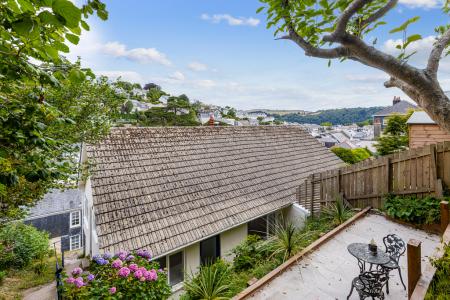 4 Paved Terrace Dart