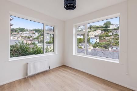 9 Bedroom 2 Dartmout