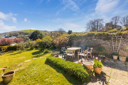 A04 - 12 Mount Boone