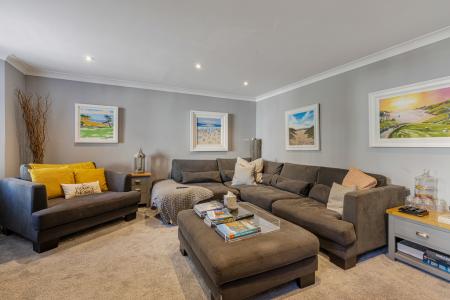 30 Sitting Room 2 12