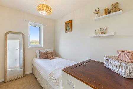 22 Bedroom 69 Hermit