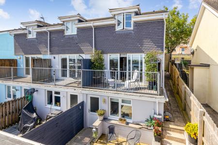 1 Rear Elevation 1 L