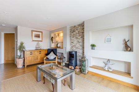 14 Sitting Room 1 Lo