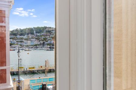 8 View 9 Raleigh Apa