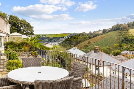 5 Terrace View 7 Bro