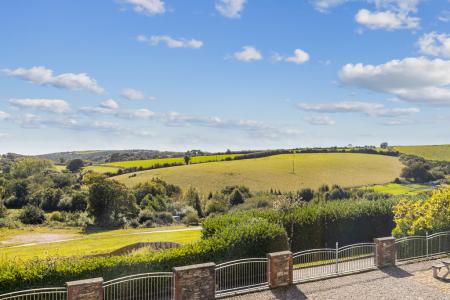 A07 - 4 The Manor Ho