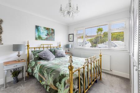 20 Bedroom 1 33 Chur