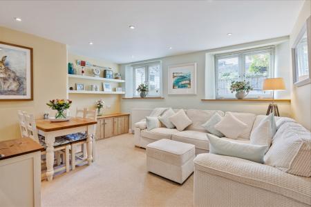 5 Open Plan Living P