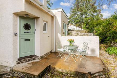 1 Main Front Porthol