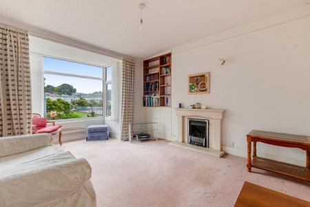 12 Dining Room 9 Col