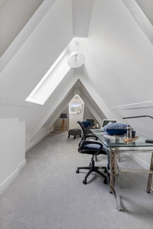 A07 - Flat 1a Church