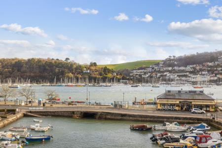 A12 - Flat 1a Church