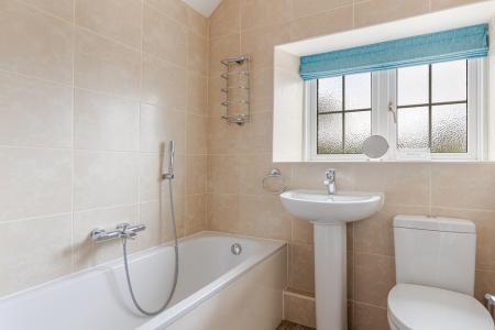 A27 - Bramble Cottag