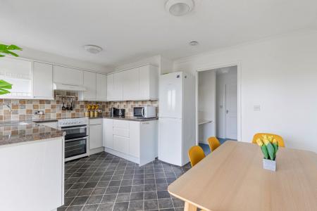 A08 - Flat 2 Beechwo