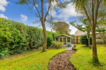 A12 - 2 Woodlands, C