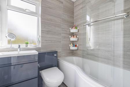 A27 - 2 Woodlands, C