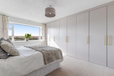 A16 - Holbrook Farm,