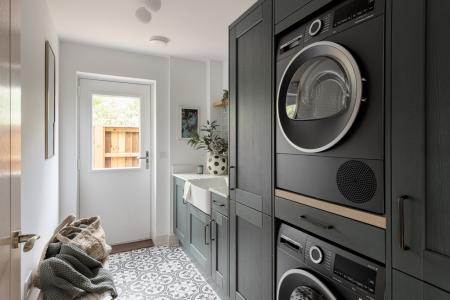 Coln Signature Home