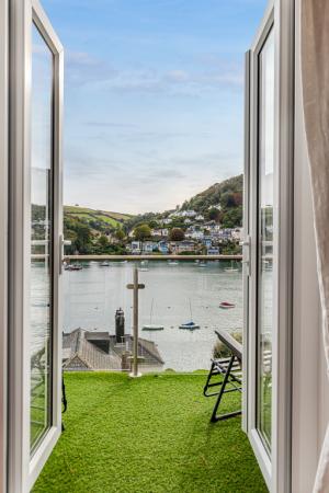 21 P Balcony Doors F