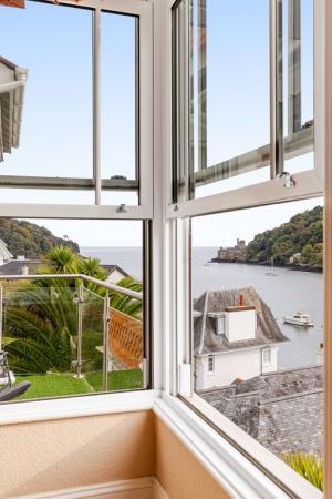 20 P Window View  Fa