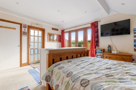 A18 - Bay Tree Cotta