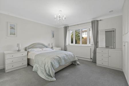 33 Mead Drive - Prin