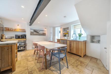 1362100-2-68e64bbaa5