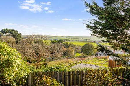 A08 - Homefield Hous