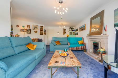 A13 - Embankment Rd,