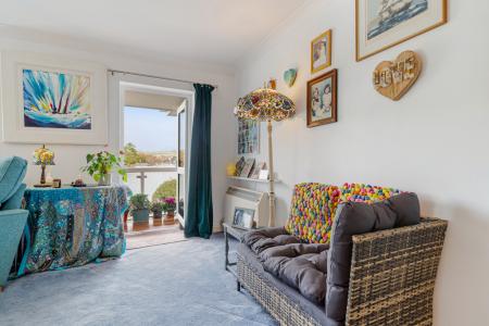 A16 - Embankment Rd,