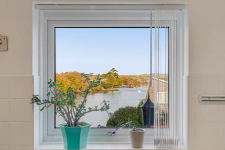 A22 - Embankment Rd,