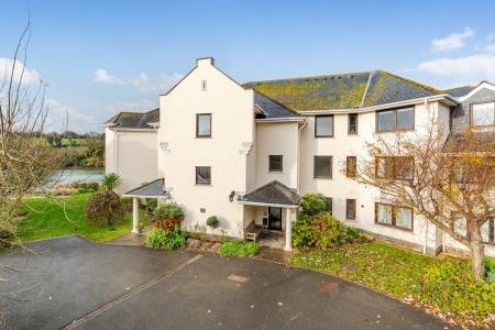 A02 - Embankment Rd,